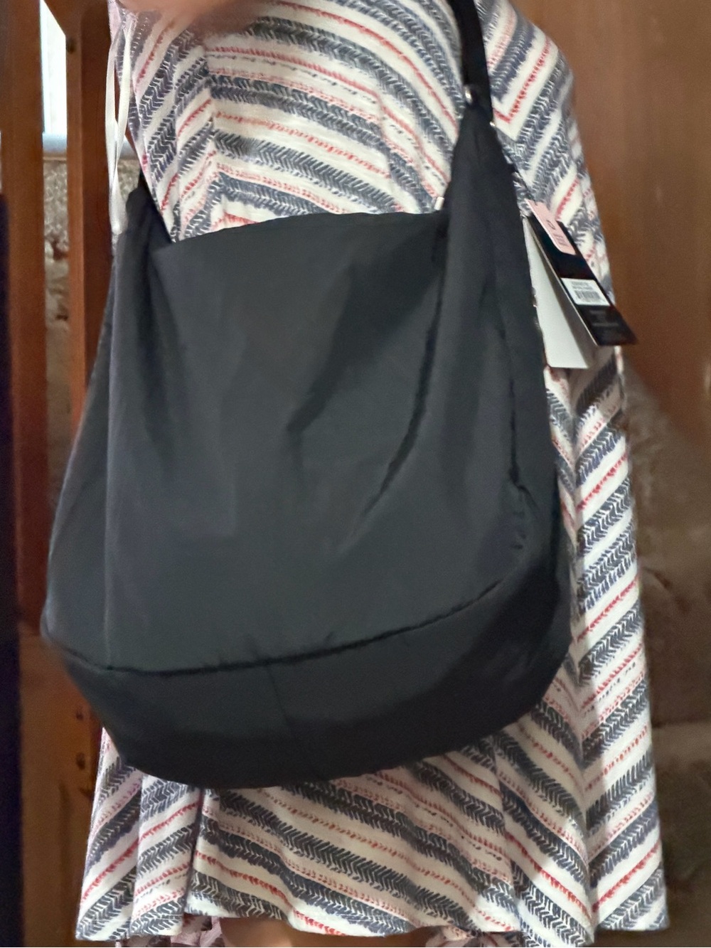 Baggallini Black swift hobo Shoulder Crossbody Bag slouchy light water repellent
